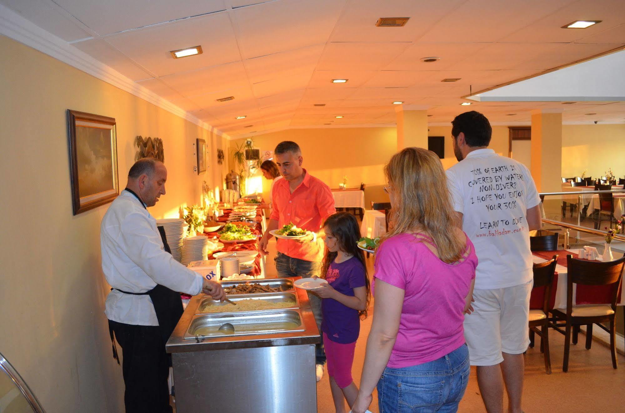Ayvalik Palas Hotel 외부 사진